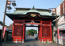 桂岸寺にある仁王門の写真